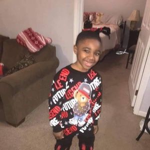 Meet your Posher, Leona